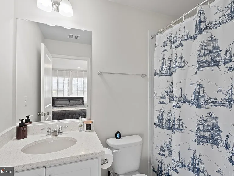 9715 Summerton Dr — Photo 53