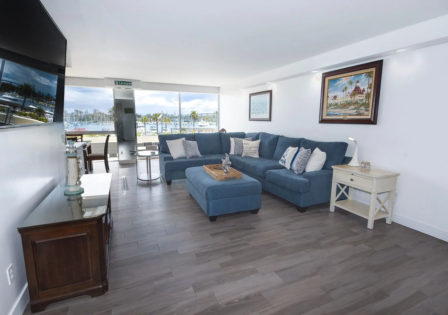 1710 Avenida Del Mundo #105 — Photo 1