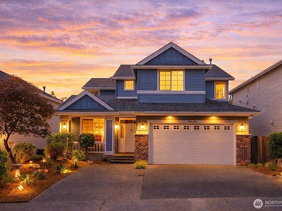 3rd image of 11433 80th Avenue NE