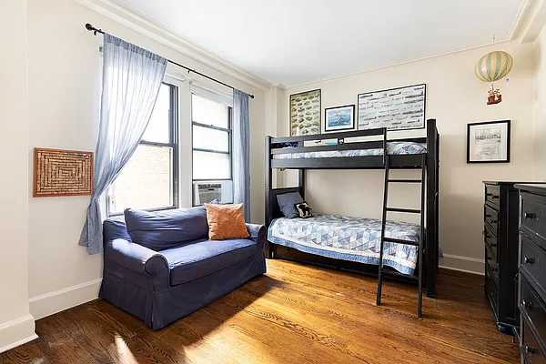 Sold by Compass | media 16