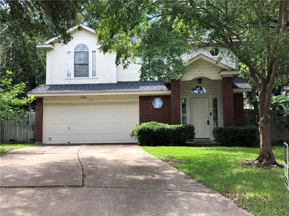 1918 Holly Hill Dr, Leander, TX 78641