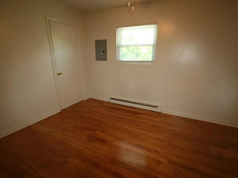 1212 Chapel Hill — Photo 8