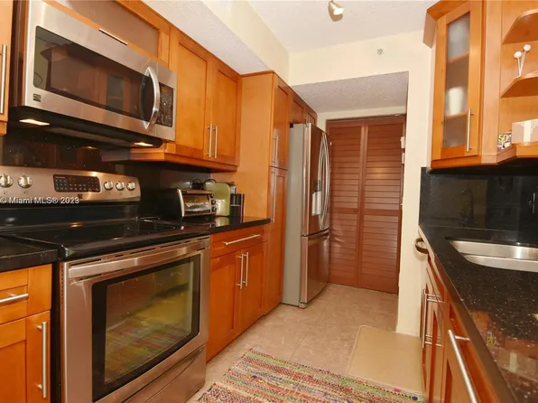430 S Park Rd #3203, Hollywood, FL 33021
