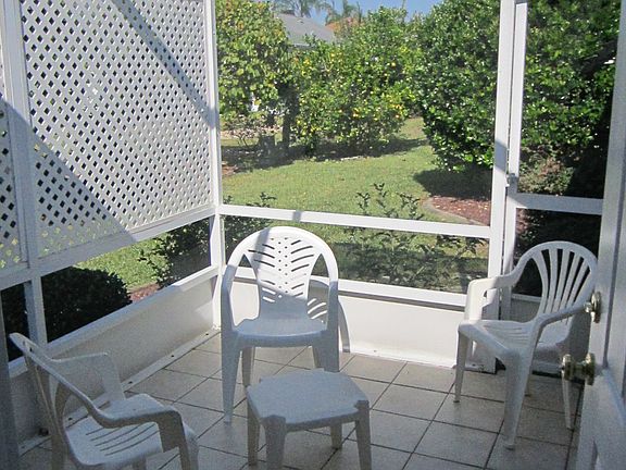 4th image of 1502 Esparza Pl