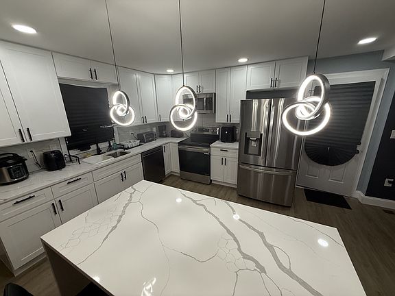 4th image of 7022 High Bridge Rd #1