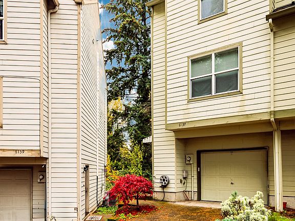 3rd image of 6137 NE 14th Ct