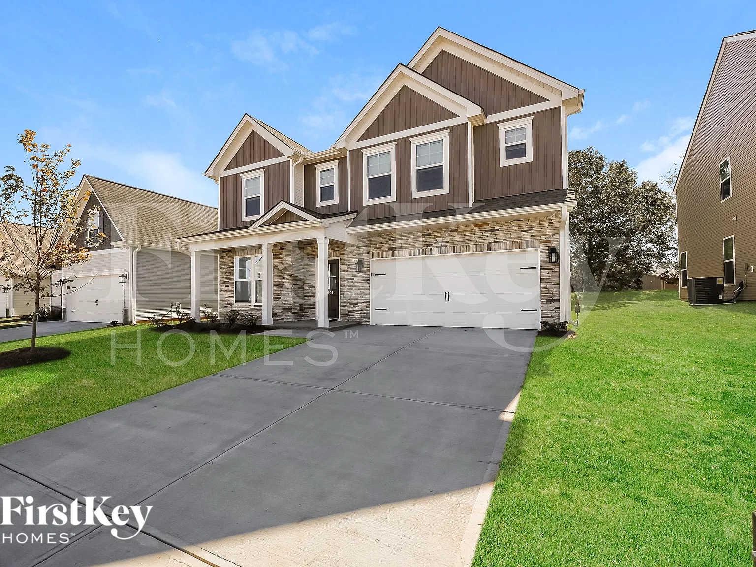 4 bed, 2.5 bath, 2461 sqft, $2,465 — Photo 2