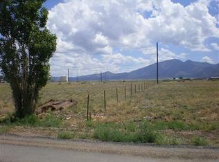 9 Navajo Ln, Los Lunas, NM 87031