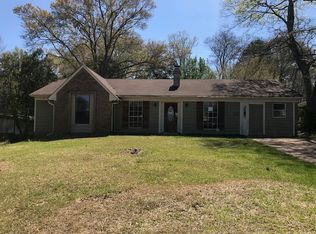 515 Cedarhurst Dr, Jackson, MS 39206