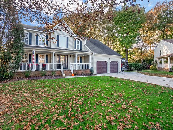 3rd image of 701 Turnbuckle Ct
