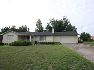 1719 Holiday Dr, Murray, KY 42071