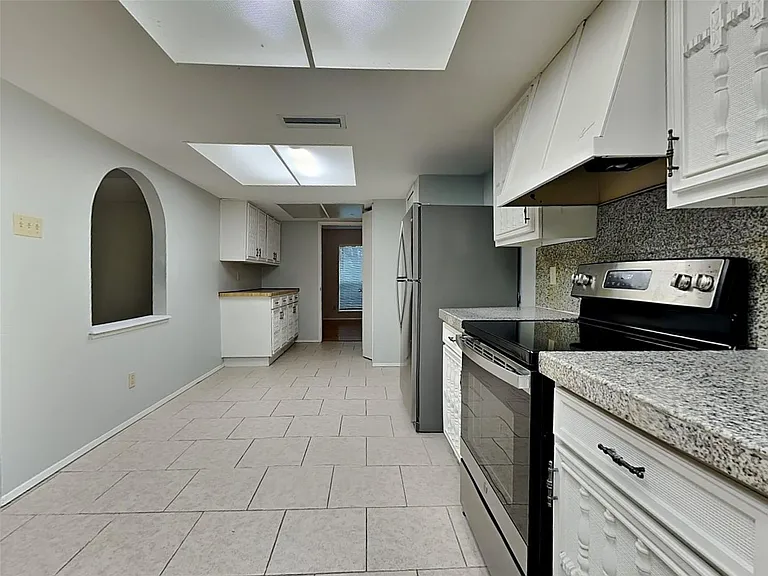 3326 Janwood Ln — Photo 7