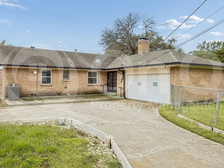 9007 Sweetwater Dr — Photo 23