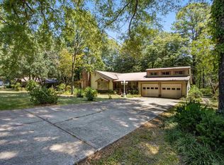 1078 Greenmor Dr, Bessemer, AL 35022