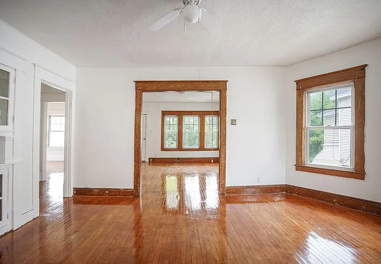 25-27 Virginia St #27 — Photo 8