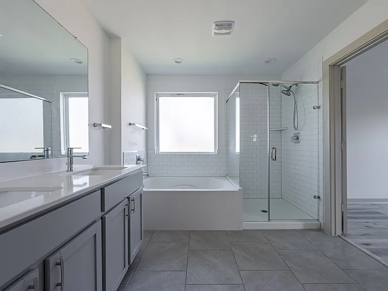 19003 Derrington Manor Ln — Photo 16