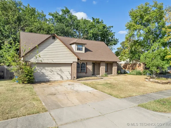 6747 E 51st Pl, Tulsa, OK 74145
