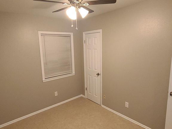 3rd image of 3085 Baronne St
