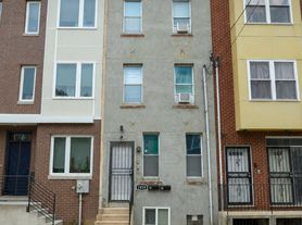 1929 N 9th St