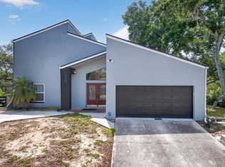 2000 Brent Pl, Palm Harbor, FL 34683