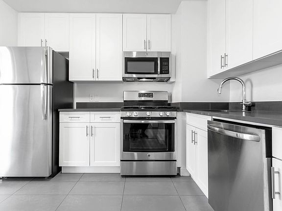 4th image of 2600 Netherland Ave APT 710