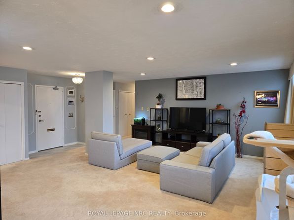 35 Towering Heights Blvd Penthouse 1108, Saint Catharines, ON L2T 3G8