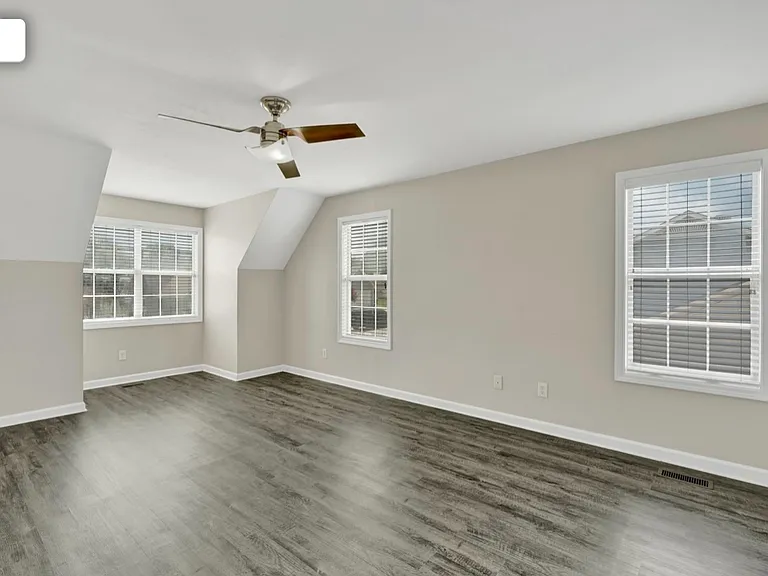 7707 Wyndham Cir — Photo 20