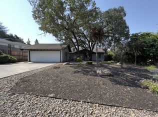 19 Inverness Dr, Napa, CA 94558