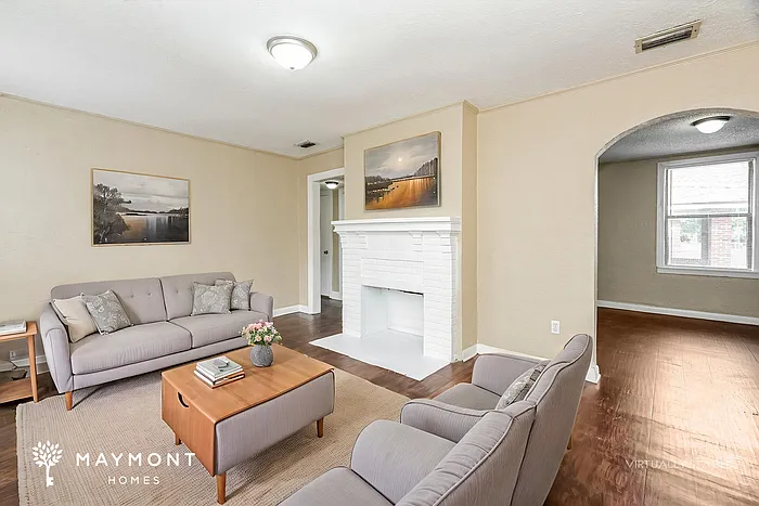 5610 Perry St — Photo 9