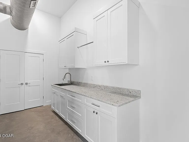 401 Virginia Ave #101 — Photo 25