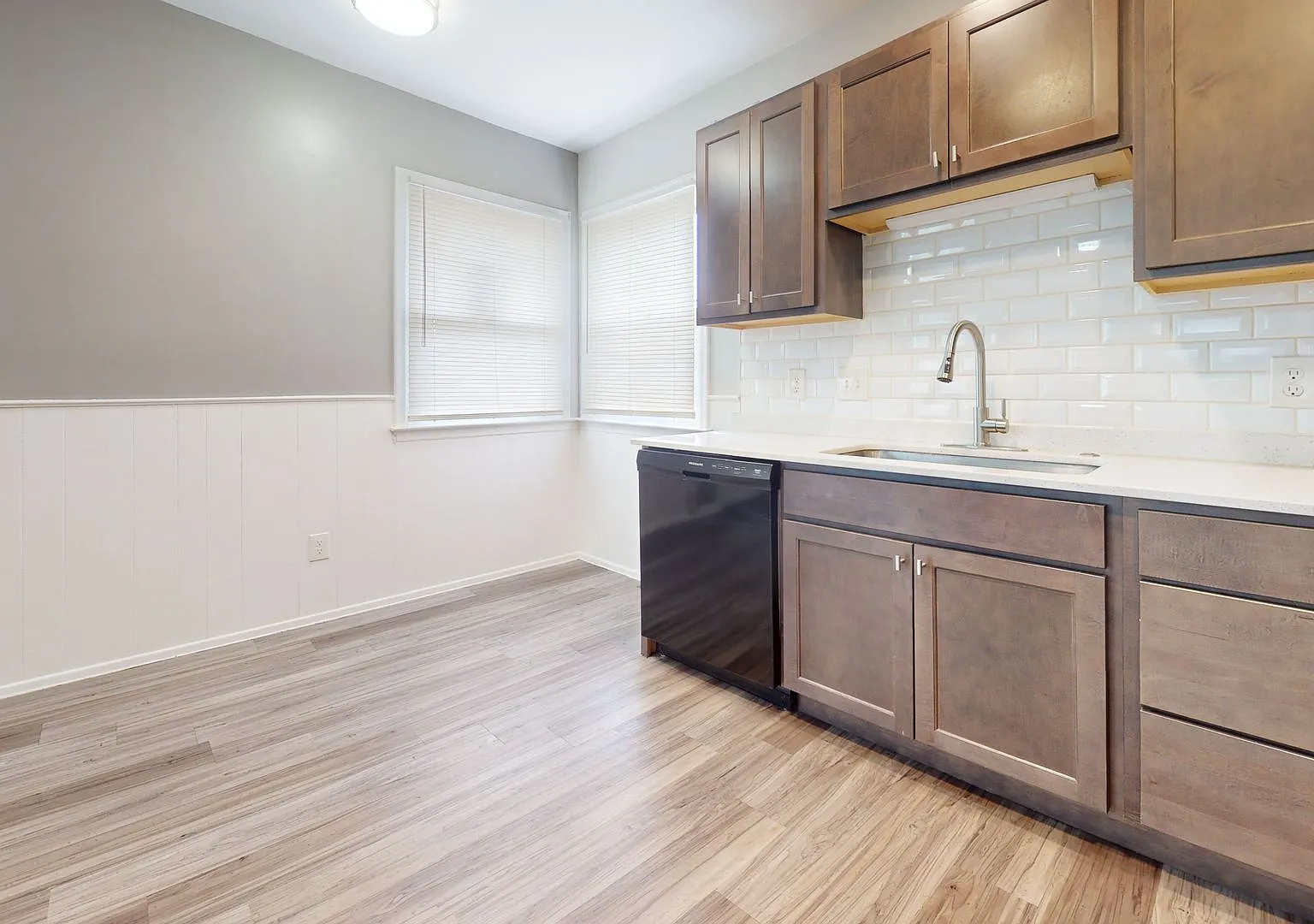 Beautifully Updated 3-Bedroom Lower Unit for Lease in Warren, MI — Photo 3