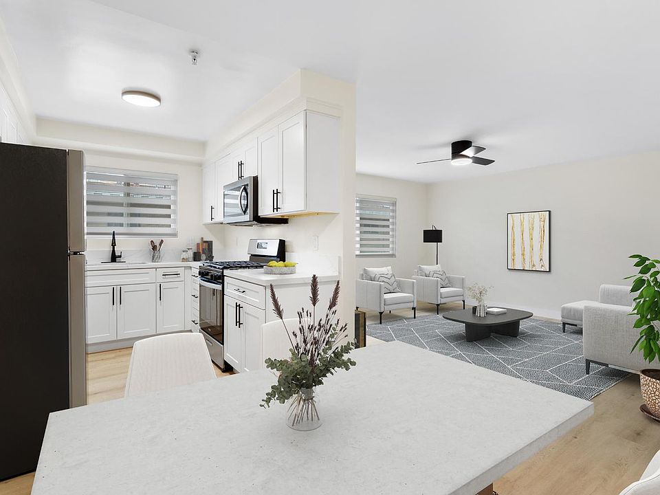 1st image of 11716 Oxford Ave APT 2