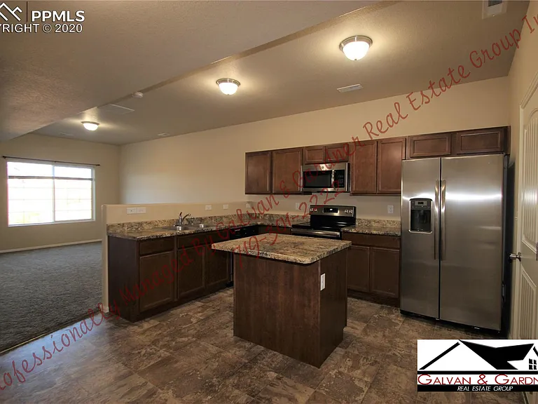 1485 S Monterey Rd — Photo 2