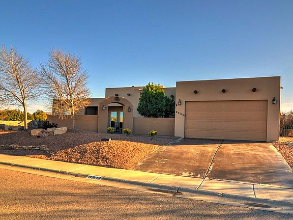 2nd image of 4283 Calle De Estrellas