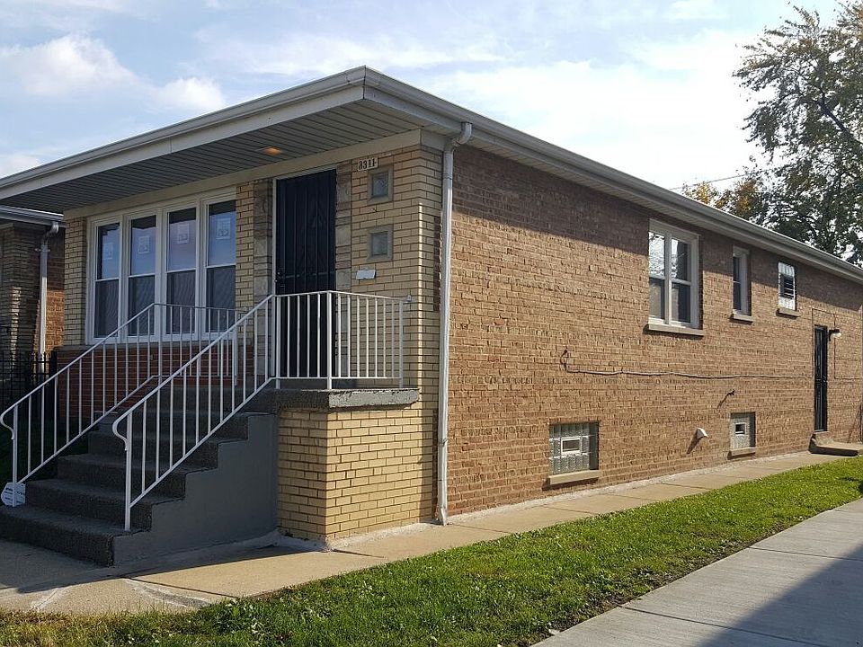 2nd image of 3311 W 79th St