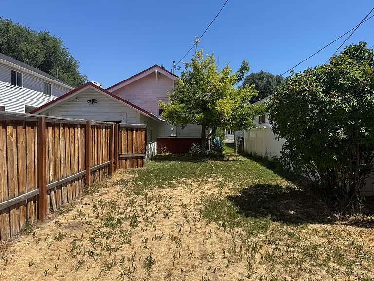 635 S 4th Ave — Photo 18