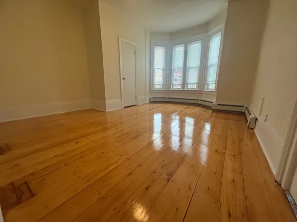 48 Florence St, Somerville, MA