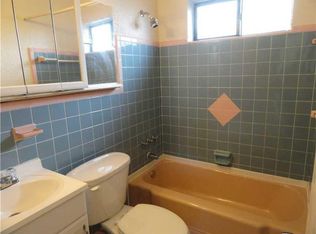 612 SW 8th St, Hallandale Beach, FL 33009