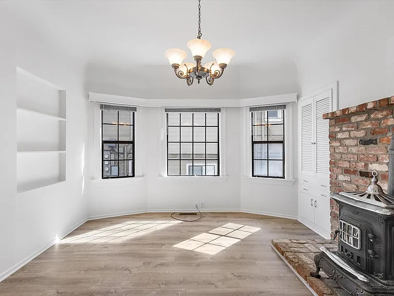 1087 Park Ave — Photo 10