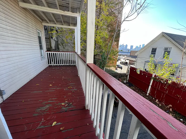 288 Meridian St #1 — Photo 20