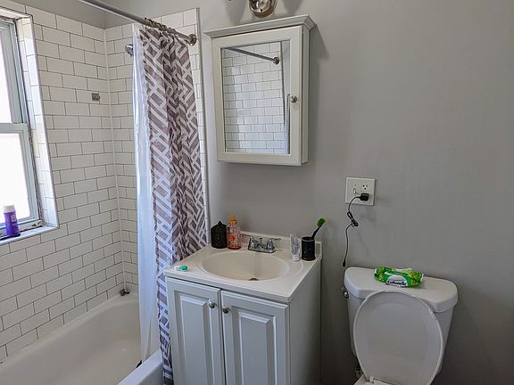 5th image of 1948 1/2 N Spaulding Ave APT 2B