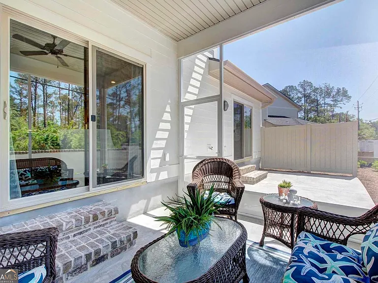 205 Mariners Cir — Photo 20