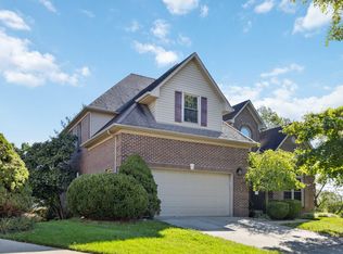 3776 N Park Ridge Ln, Lexington, KY 40509