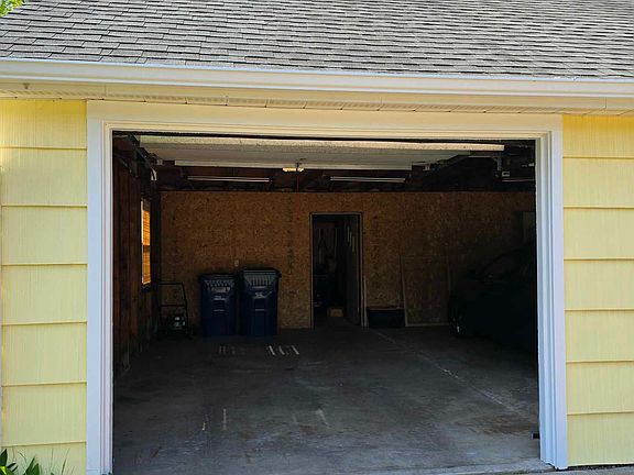 3rd image of 5503 Stewart Ave