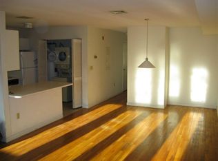 618 Boston Ave #1D, Medford, MA 02155