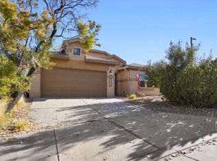 10532 Savoy Dr NW, Albuquerque, NM 87114