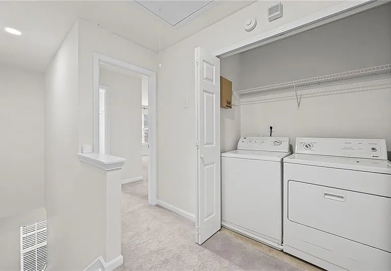 5662 Lawley Dr — Photo 15