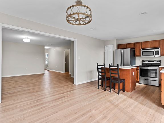 5th image of 314 Briar Ridge Cir #1