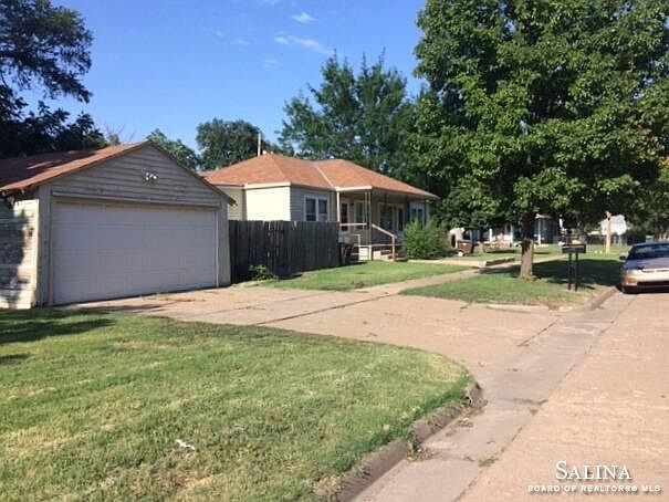 1st image of 1123 Stapler Ave