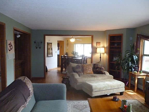 Living room into dining room